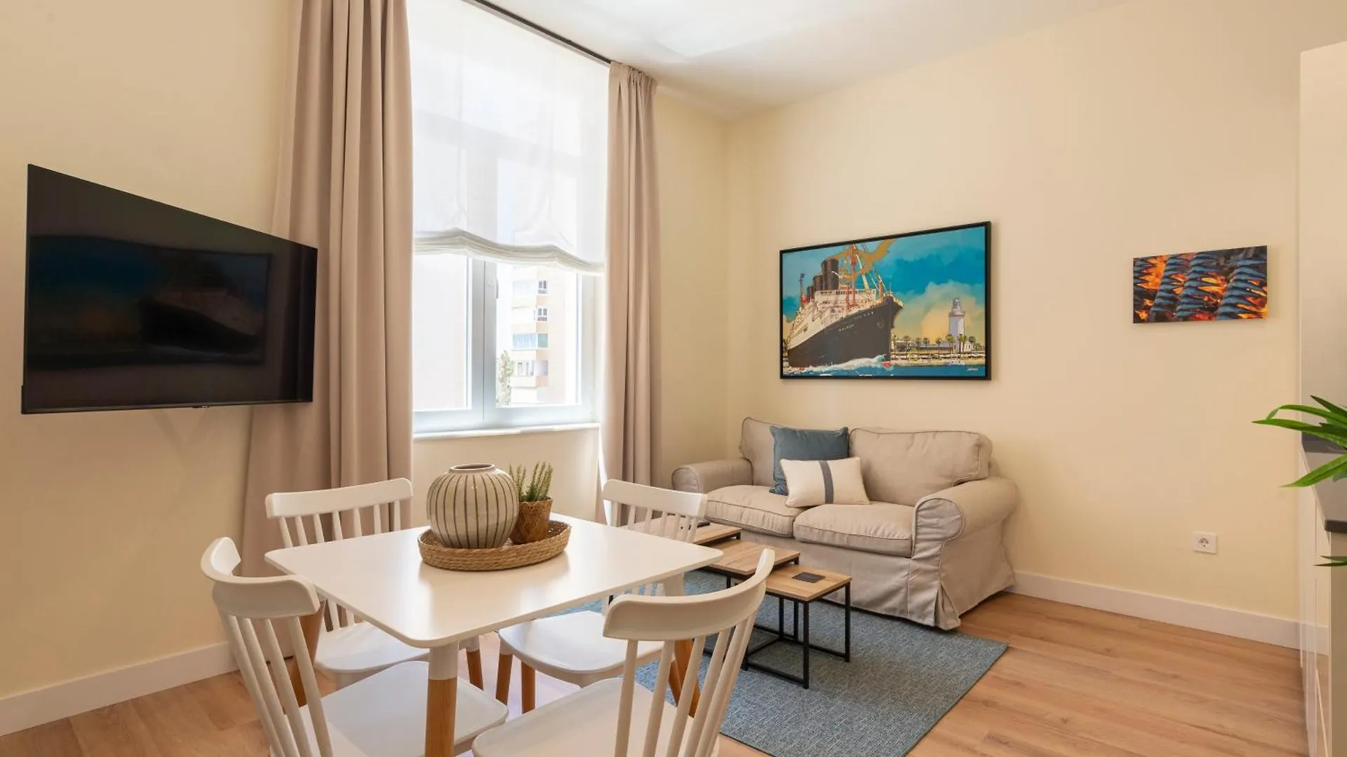 Arenal Beach By Ele Apartments Malaga
