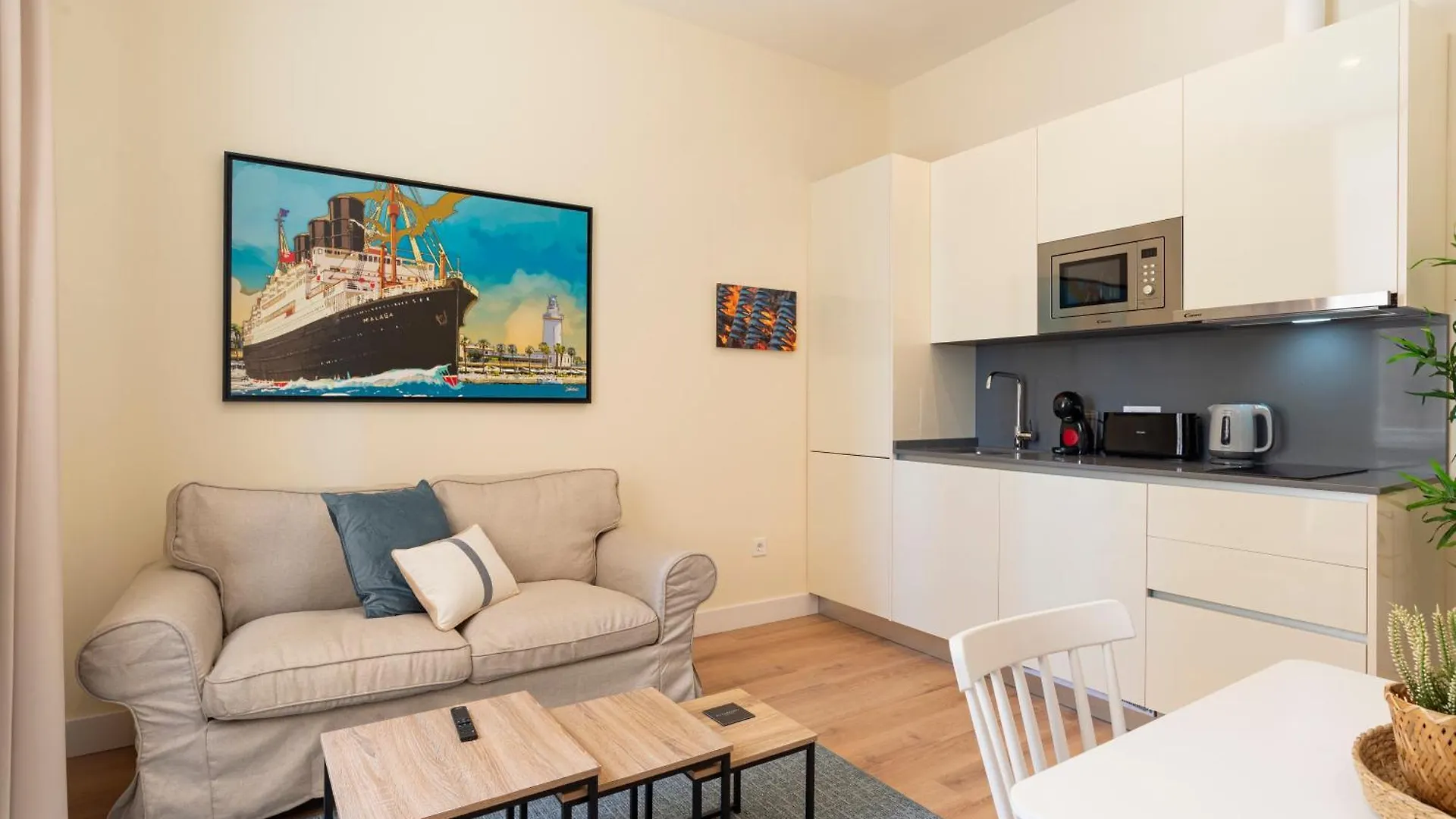 Arenal Beach By Ele Apartments Malaga Spain